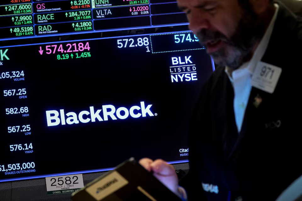 Global Markets React to Bank Earnings, Fed's Rate Hike Signals