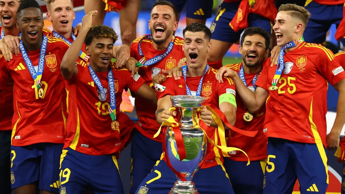 Spain's World Cup Champions Return to Madrid Amidst Million-Strong Parade