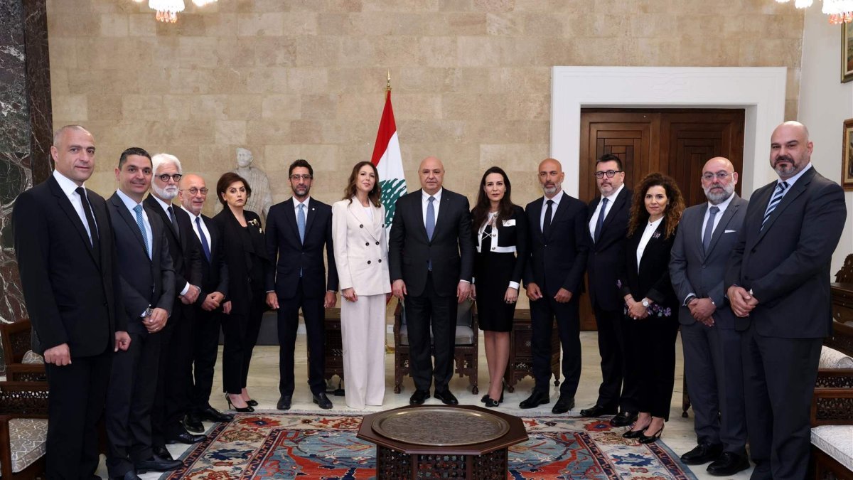 Trump to Meet Lebanese President Amid US Peace Deal Push